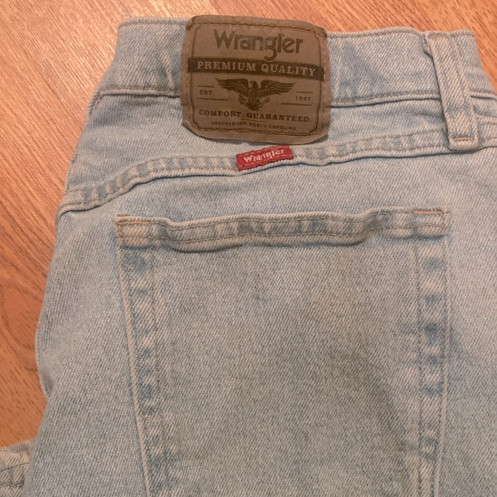 A few oil stains can come out with proper cleaning